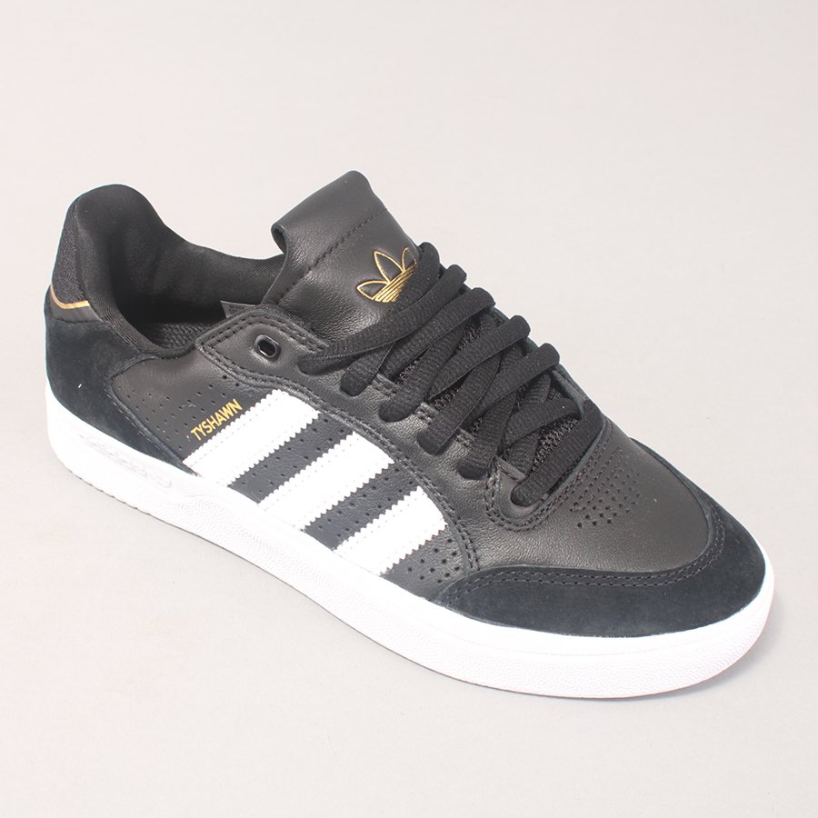 Adidas Skateboarding TYSHAWN Low - Black/White/Gold Adidas Skateboarding TYSHAWN Low - Black/White/Gold