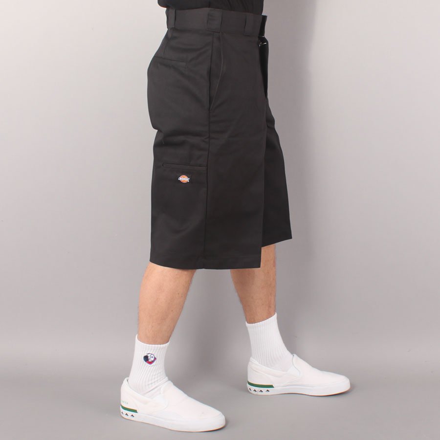Dickies 13" Multi Pocket Baggy Shorts - Black Dickies 13" Multi Pocket Baggy Shorts - Black