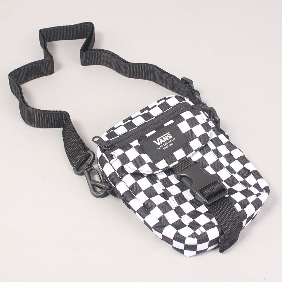 Vans New Varsity Shoulder Bag - Checkerboard Vans New Varsity Shoulder Bag - Checkerboard